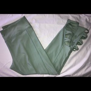 Vogo Cropped Leggings NWOT
